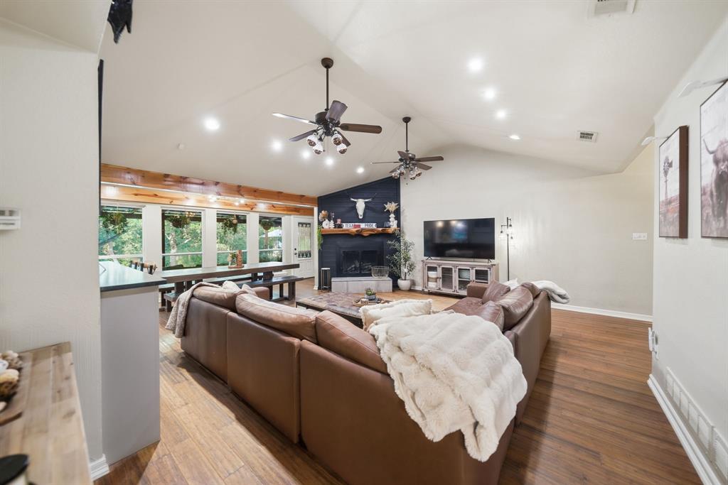 1872 Nokomis Road Lancaster, TX 75146 - Photo 8 of 39