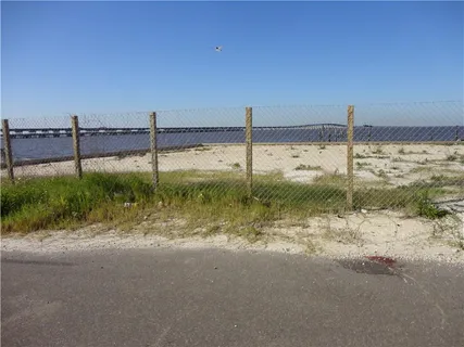 $525,000 | 337 Lakeview Drive, Slidell, LA 70458