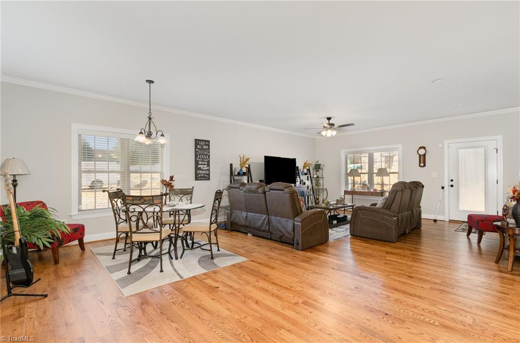 933 Arrowhead Court Mebane, NC 27302 - Photo 12 of 31