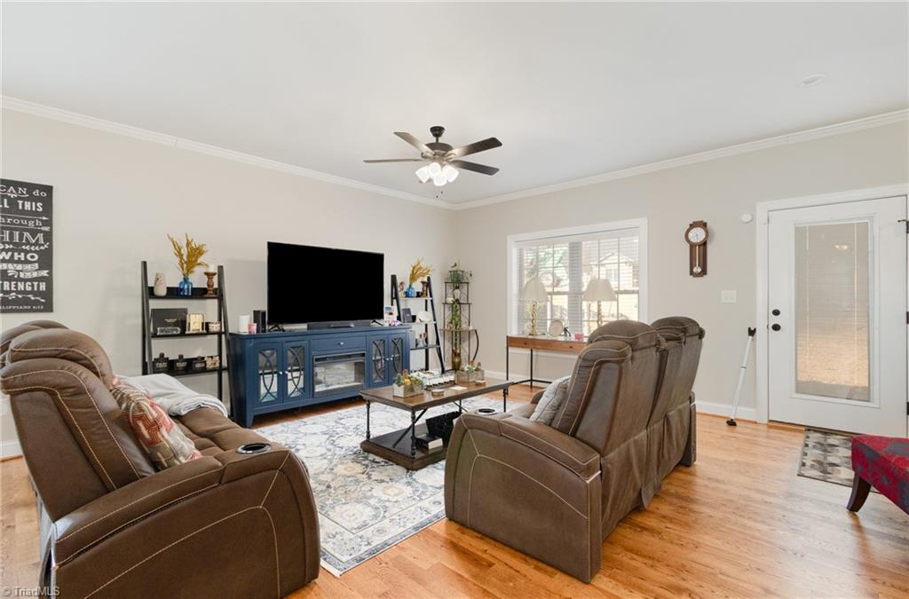 933 Arrowhead Court Mebane, NC 27302 - Photo 17 of 31