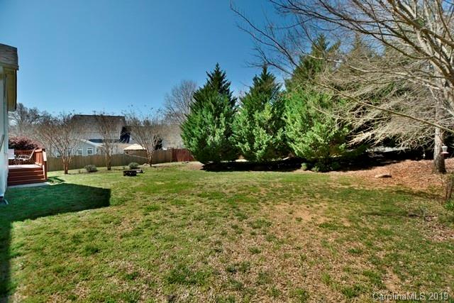 613 Alsace Lane Fort Mill, SC 29708 - Photo 22 of 24 a view of a yard