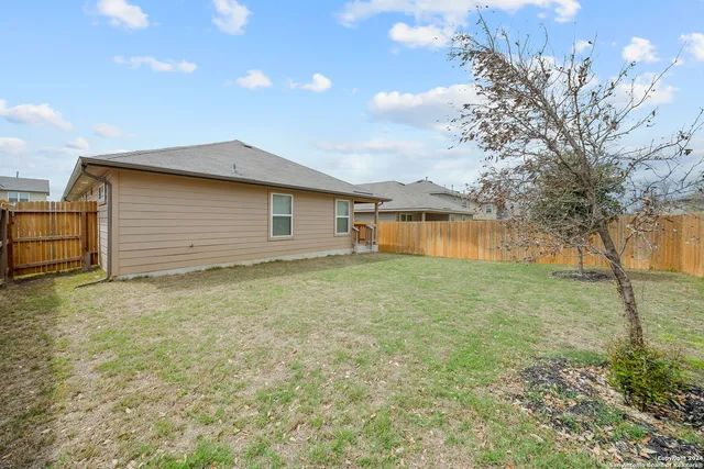 a front view of house with yard