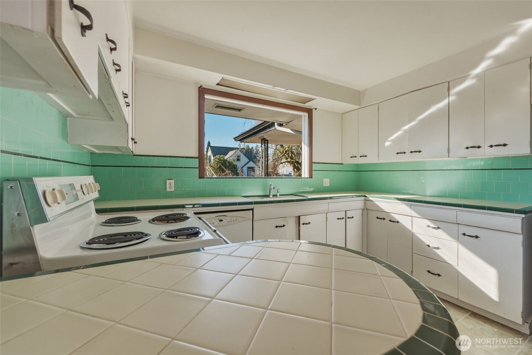 3232 Maringo Road Southeast Olympia, WA 98501 - Photo 11 of 32