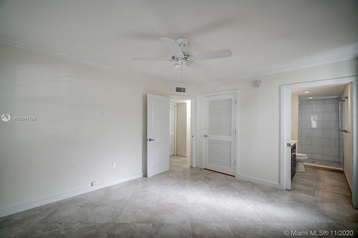 255 Sunrise Drive, Unit 101 Key Biscayne, FL 33149 - Photo 12 of 23