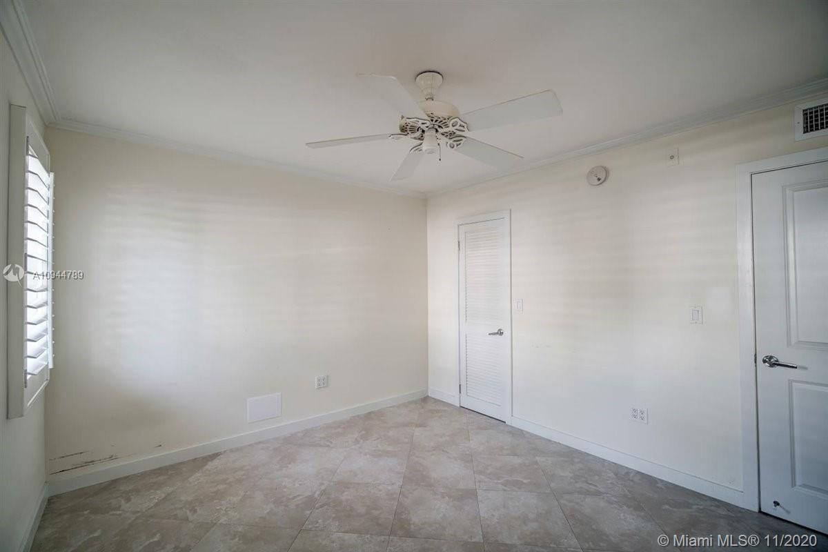 255 Sunrise Drive, Unit 101 Key Biscayne, FL 33149 - Photo 9 of 23