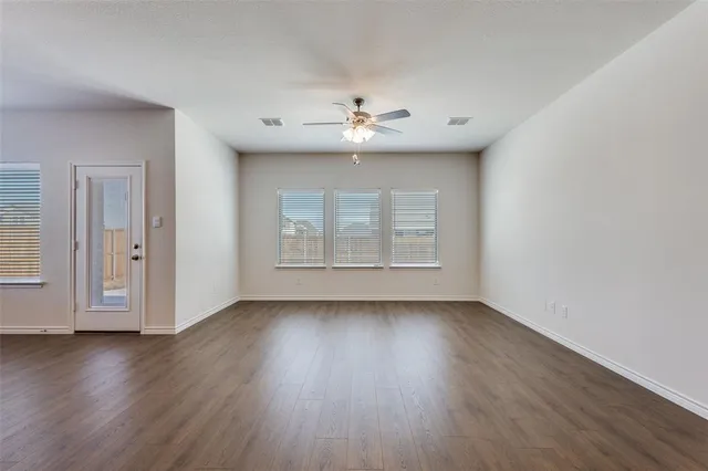 $2,695 | 2424 Palo Pinto Trail, Pilot Point, TX 76258