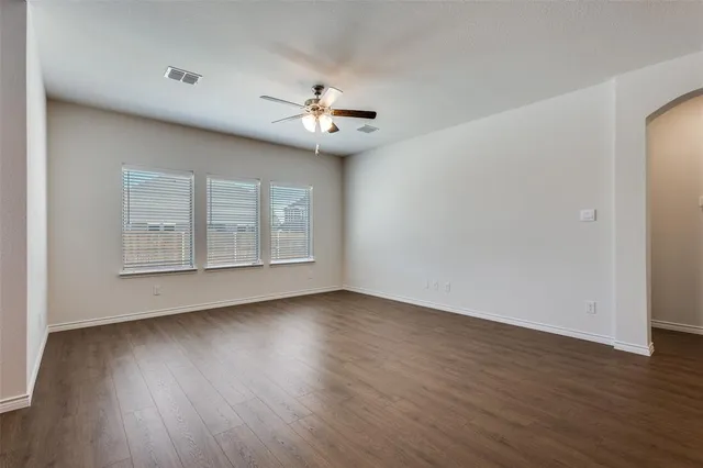 $2,695 | 2424 Palo Pinto Trail, Pilot Point, TX 76258