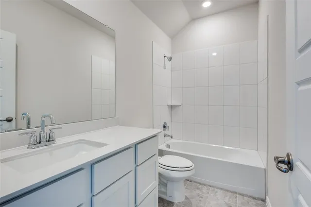 $2,695 | 2424 Palo Pinto Trail, Pilot Point, TX 76258