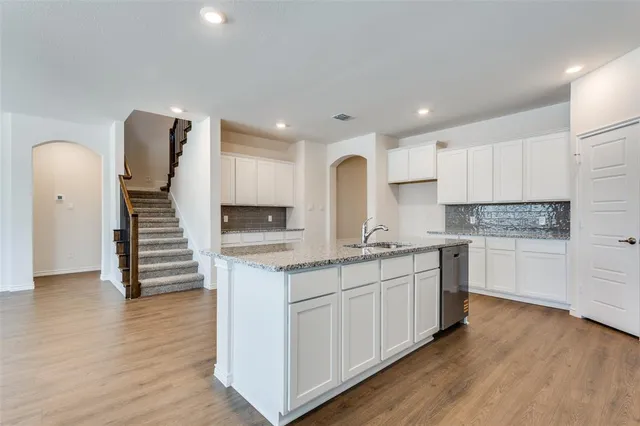 $2,695 | 2424 Palo Pinto Trail, Pilot Point, TX 76258