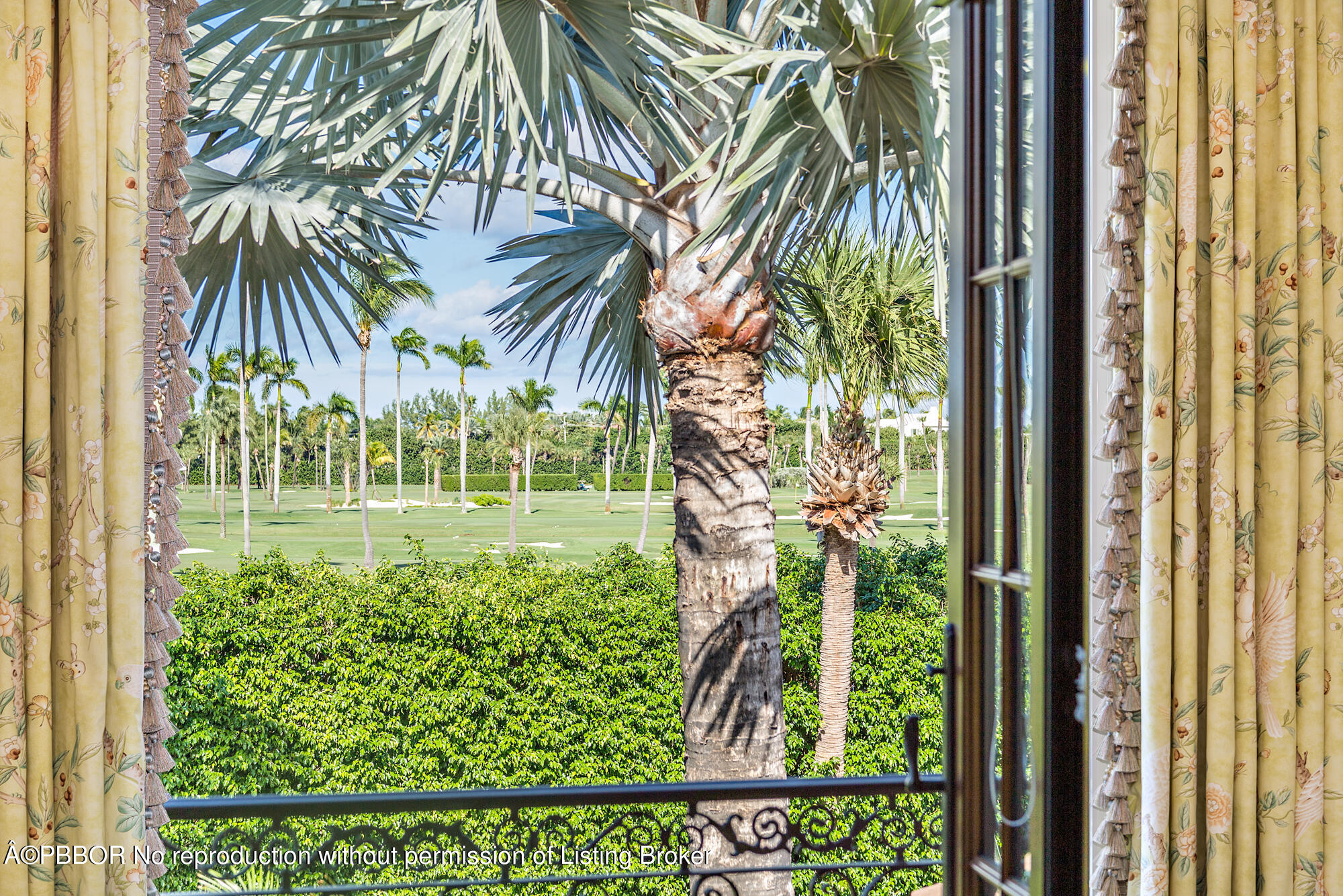 250 Country Club Road Palm Beach, FL 33480 - Photo 11 of 33 a view of backyard of the house