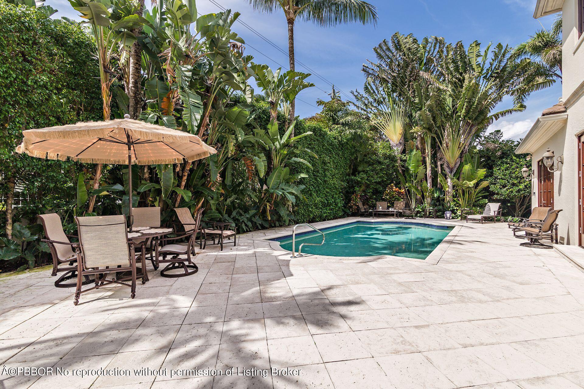 250 Country Club Road Palm Beach, FL 33480 - Photo 27 of 33 a view of backyard with sitting area