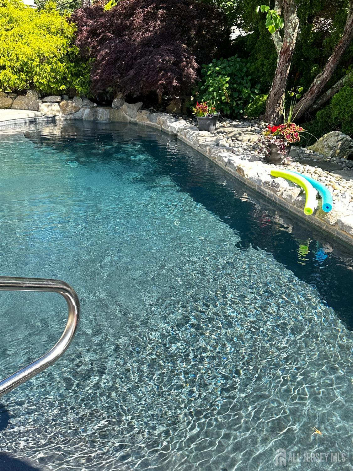 10 Eric Drive Howell, NJ 07731 - Photo 41 of 43