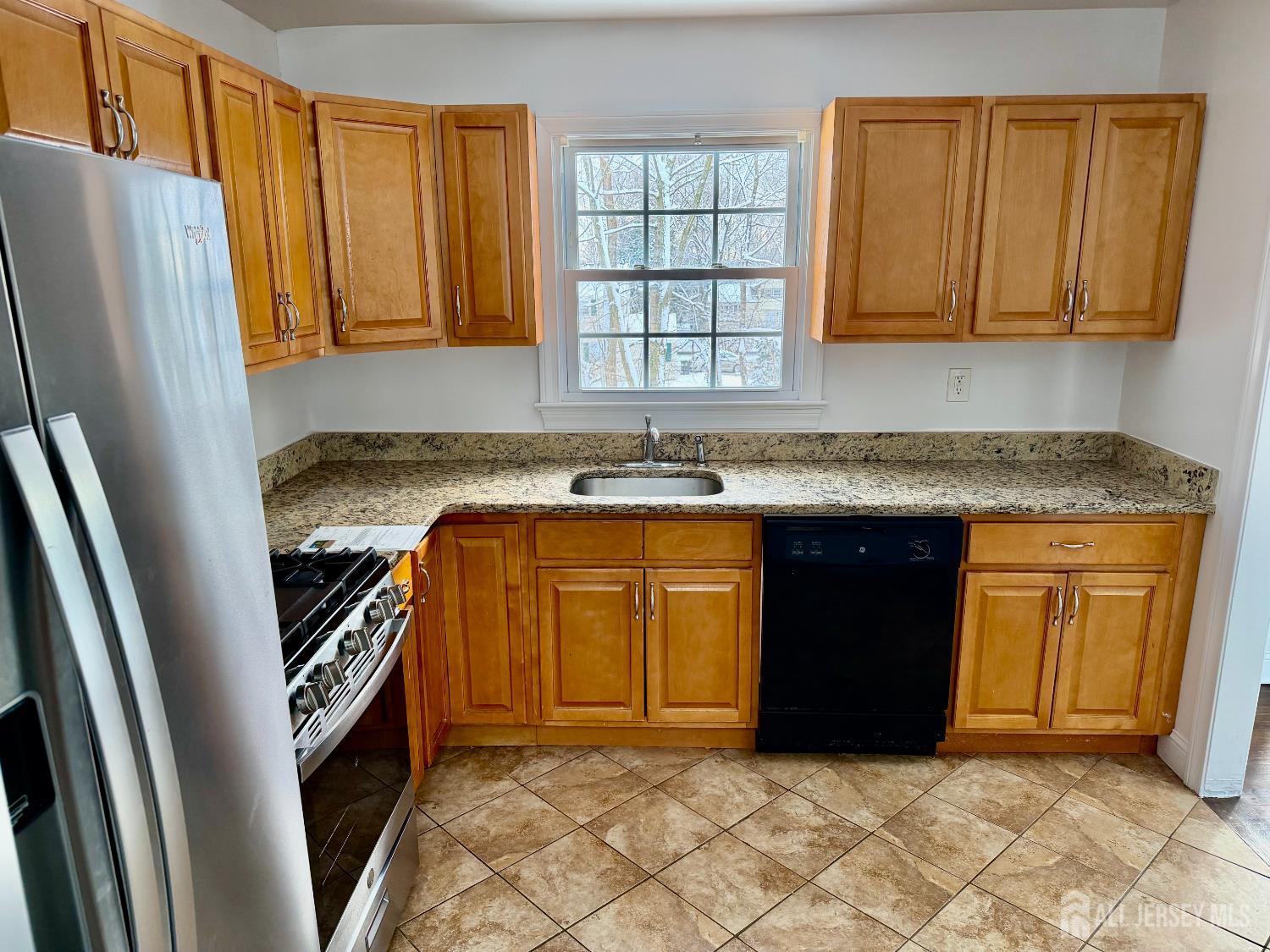 139 Rues Lane East Brunswick, NJ 08816 - Photo 18 of 28