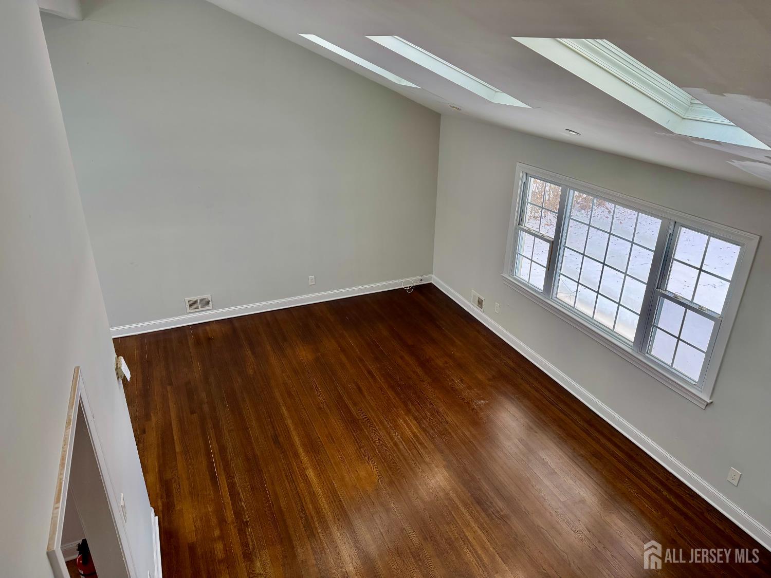 139 Rues Lane East Brunswick, NJ 08816 - Photo 22 of 28