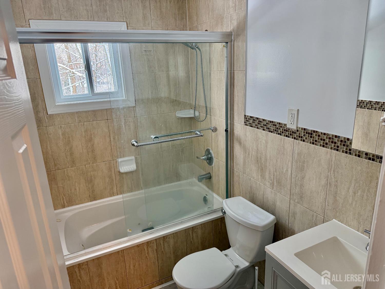 139 Rues Lane East Brunswick, NJ 08816 - Photo 23 of 28