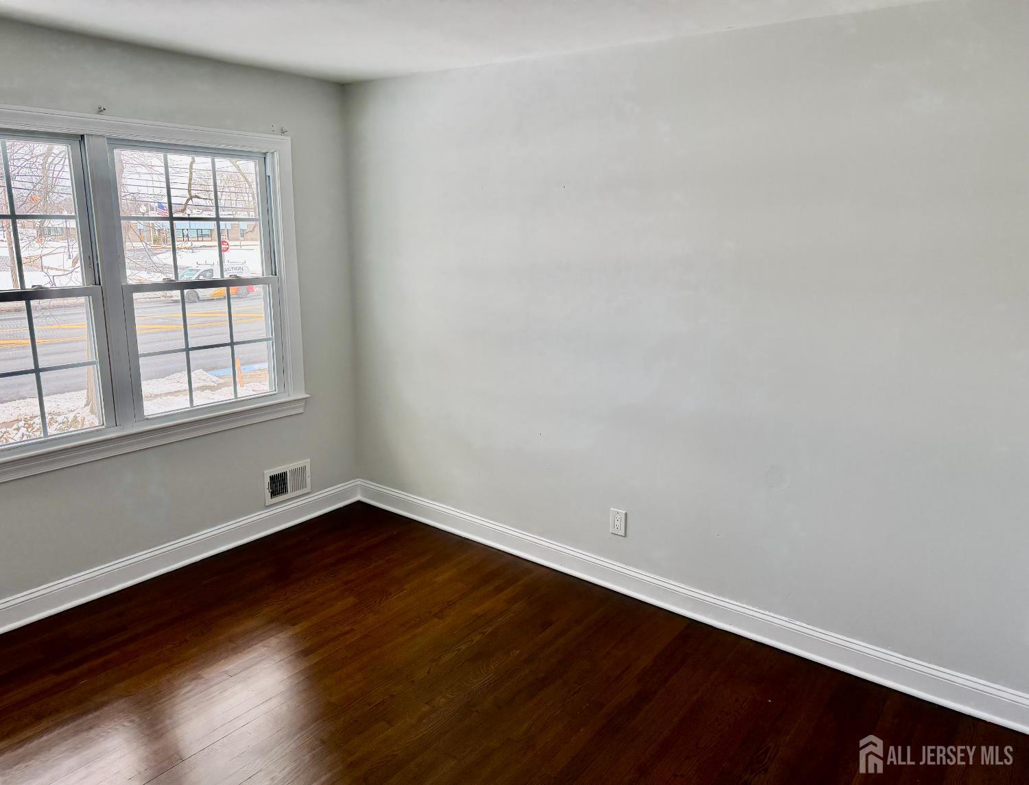 139 Rues Lane East Brunswick, NJ 08816 - Photo 25 of 28