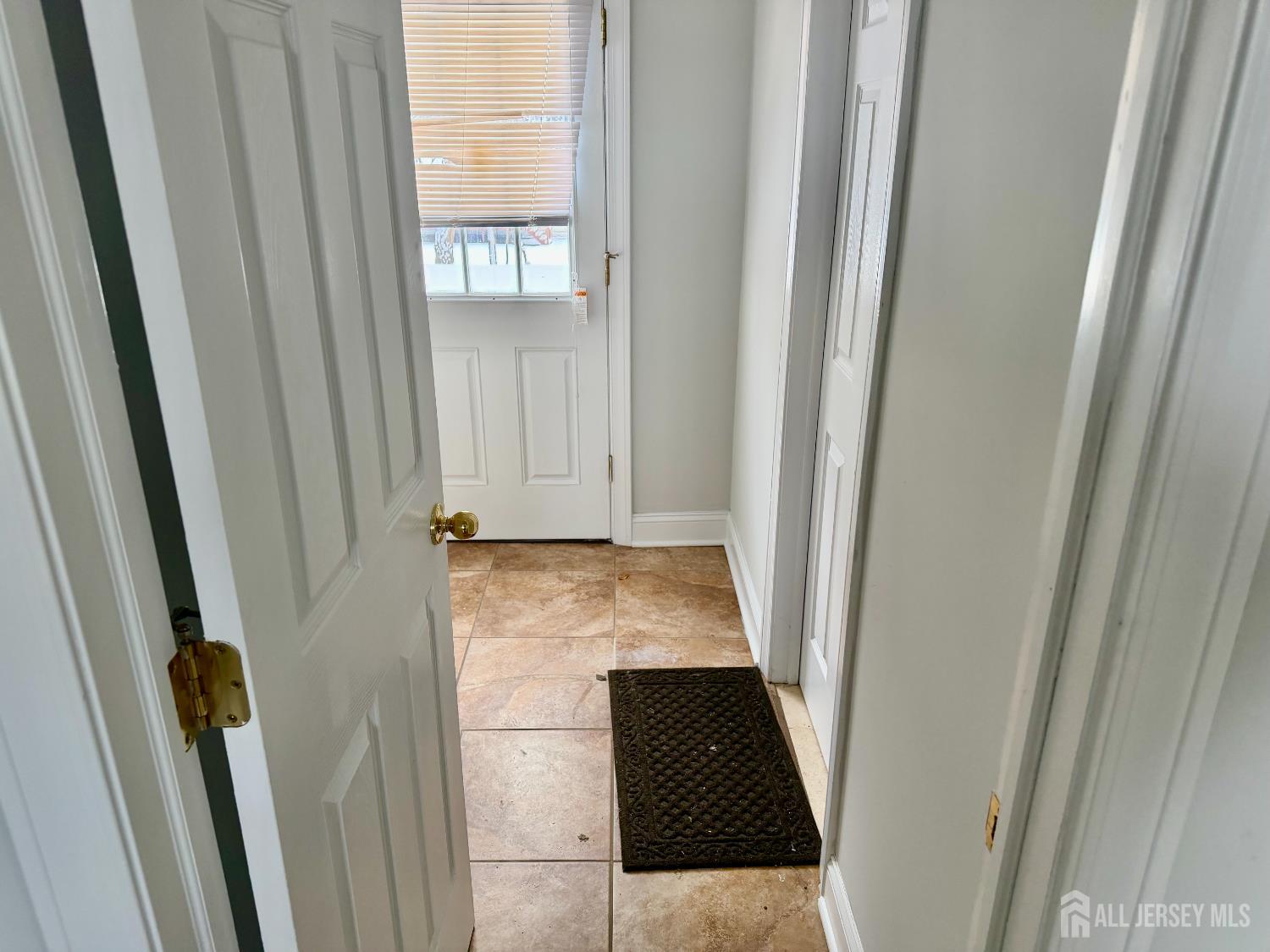 139 Rues Lane East Brunswick, NJ 08816 - Photo 6 of 28