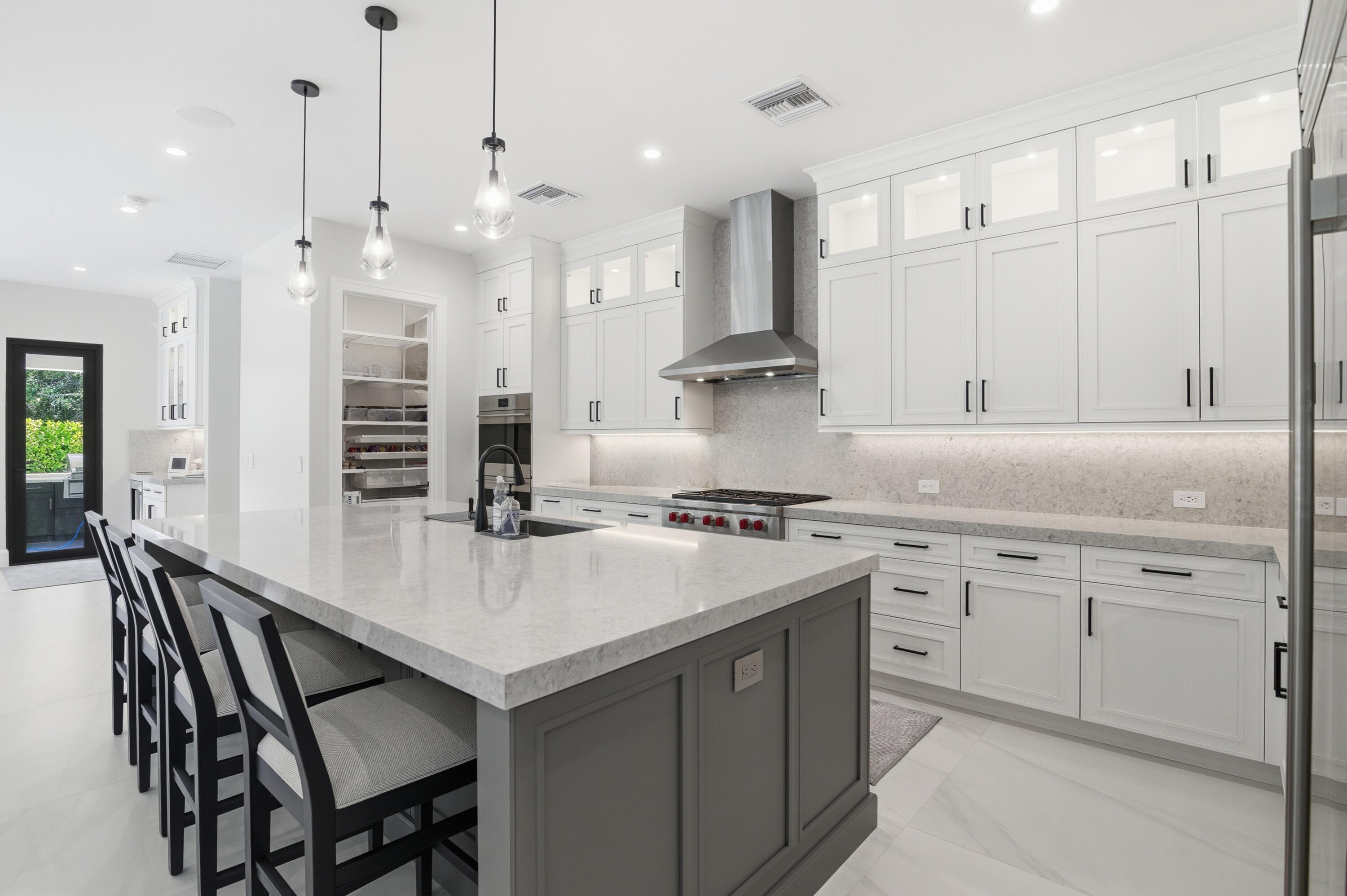 10200 Southeast Sandpine Lane Hobe Sound, FL 33455 - Photo 15 of 64 _d4s4901