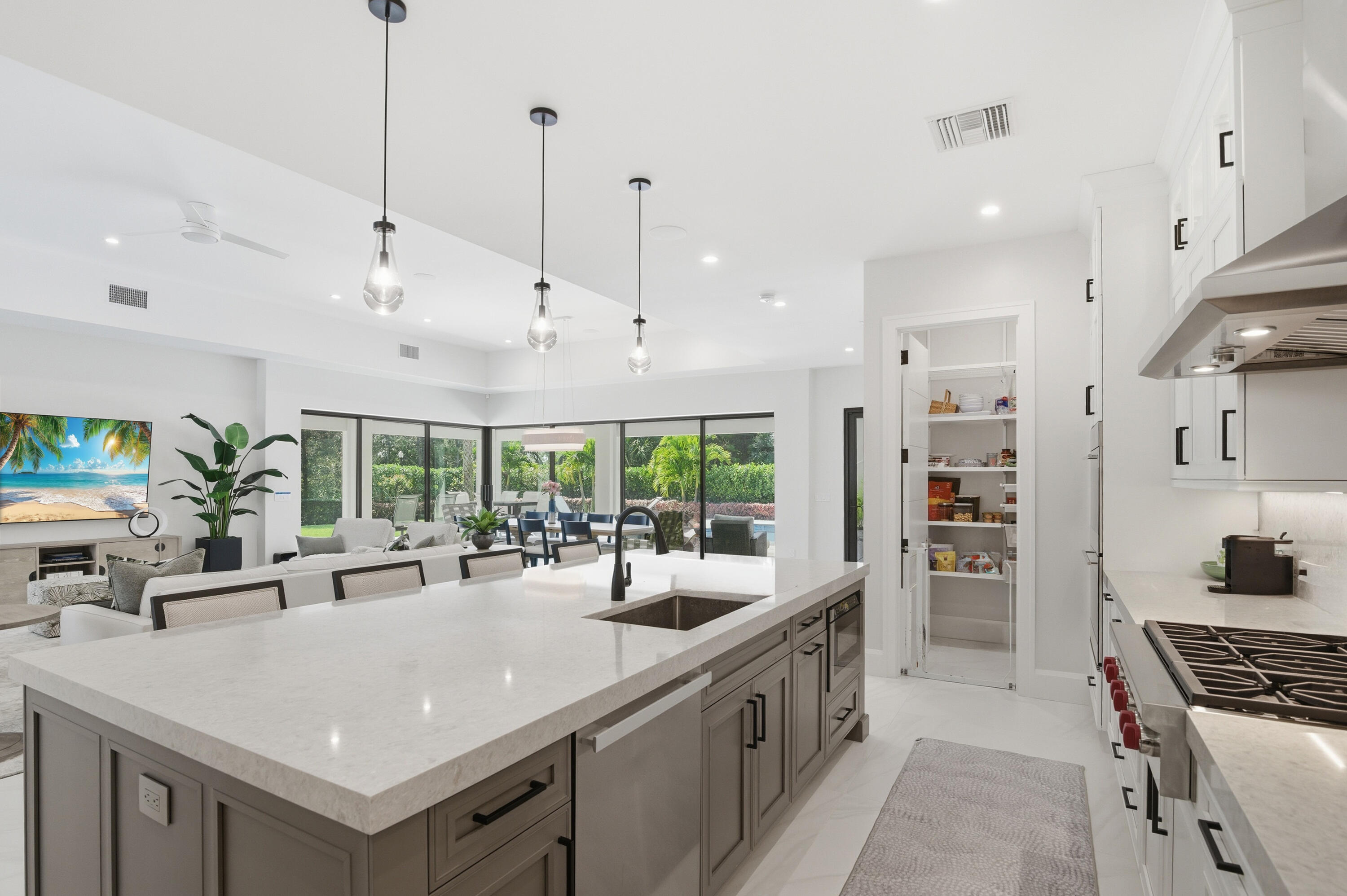 10200 Southeast Sandpine Lane Hobe Sound, FL 33455 - Photo 19 of 64 _d4s4921