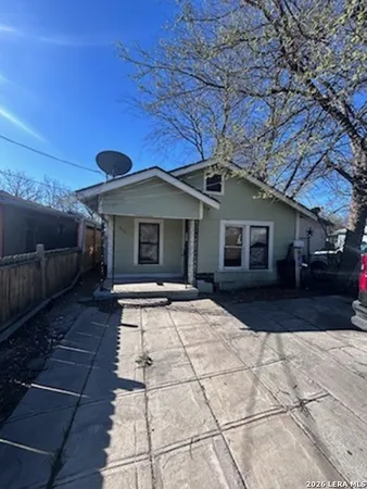 $77,700 | 910 Green Street, San Antonio, TX 78225