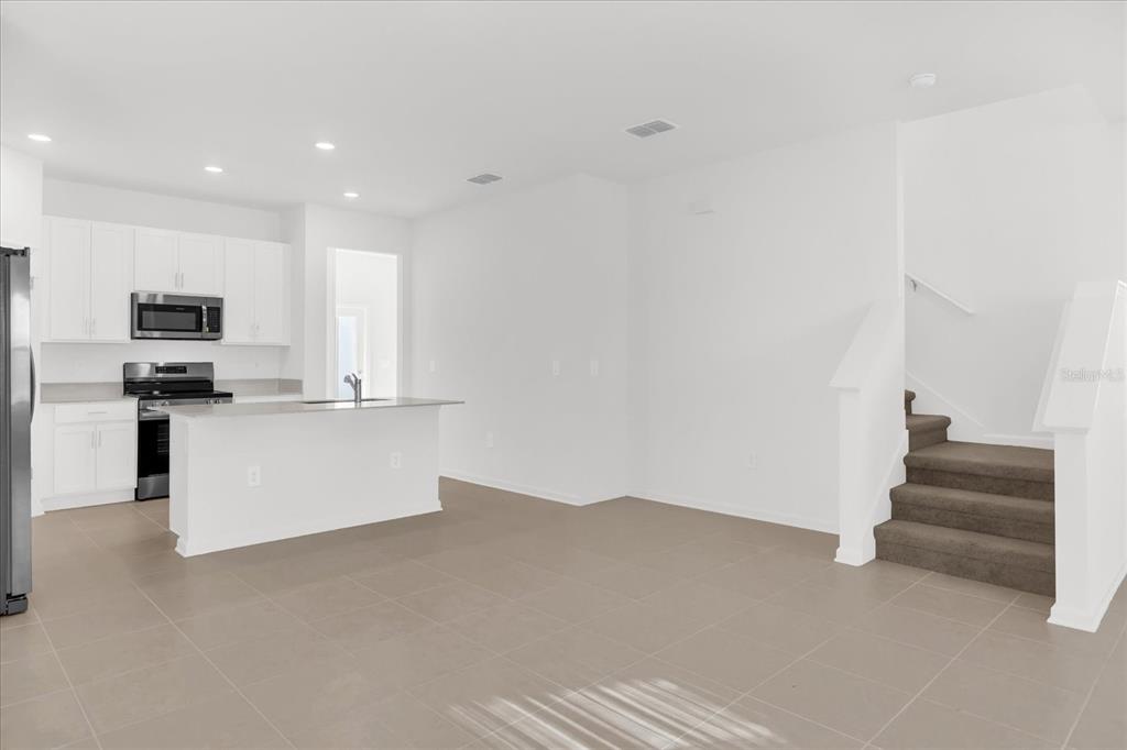 2485 Rider Rain Lane Apopka, FL 32703 - Photo 8 of 32