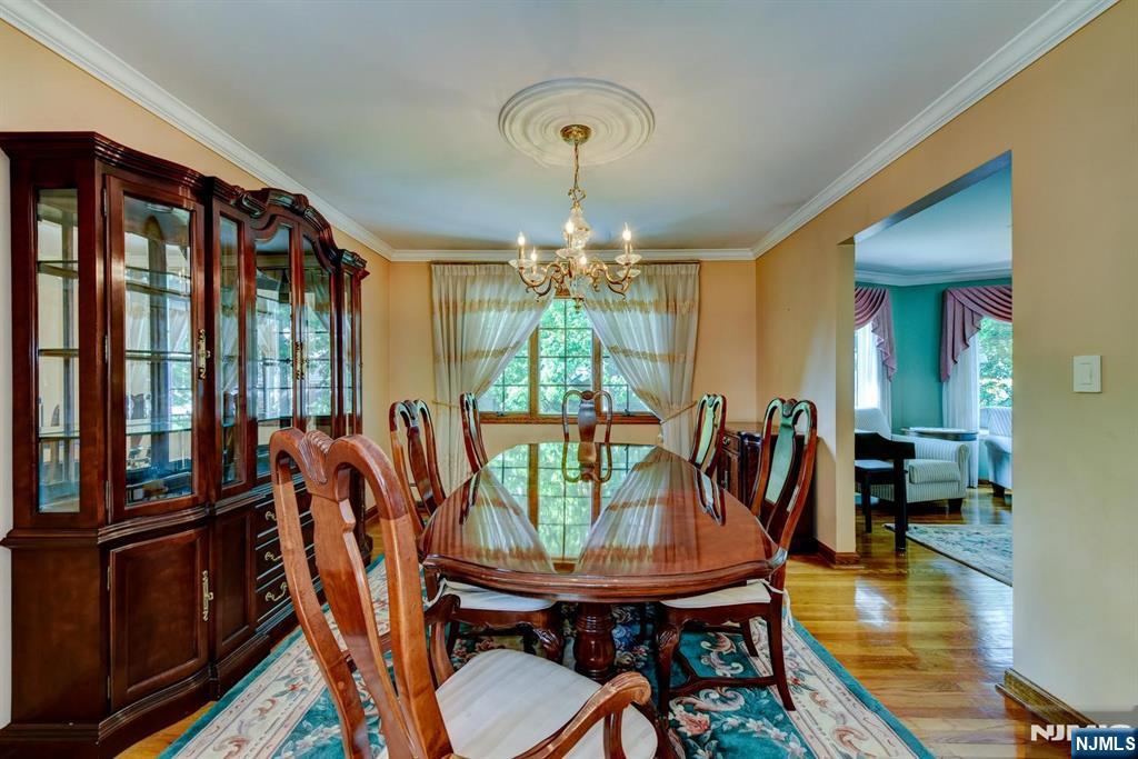 11 Yellow Brick Road Wayne, NJ 07470 - Photo 17 of 41