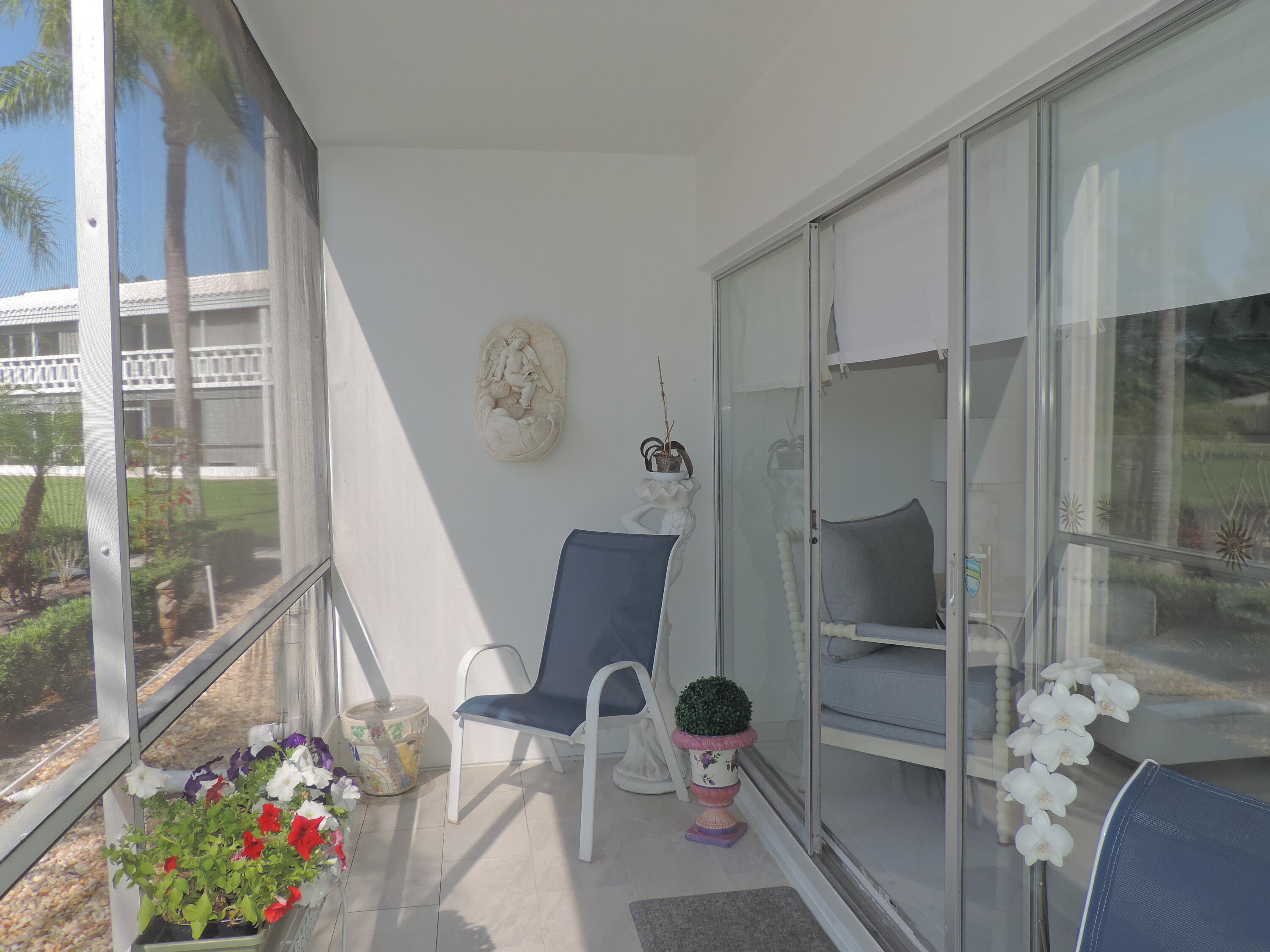 331 Tequesta Drive, Unit 118 Tequesta, FL 33469 - Photo 16 of 19 Screened Porch