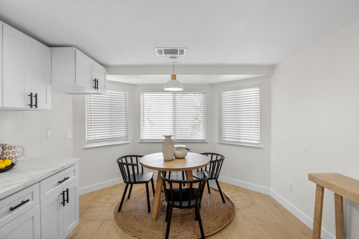 7531 Event Way Sacramento, CA 95842 - Photo 7 of 36 dining room