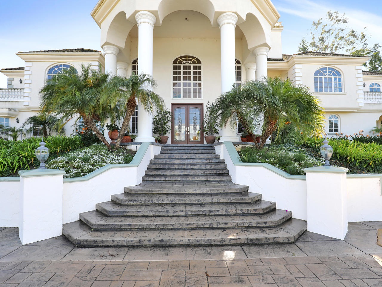 17061 Circa Del Sur Rancho Santa Fe, CA 92067 - Photo 2 of 11
