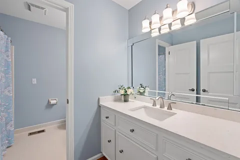 $1,000,000 | 6017 Bethany Boulevard, Nashville, TN 37221