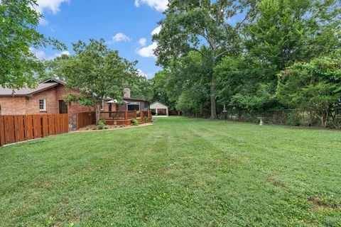 $1,000,000 | 6017 Bethany Boulevard, Nashville, TN 37221