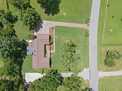 $1,000,000 | 6017 Bethany Boulevard, Nashville, TN 37221