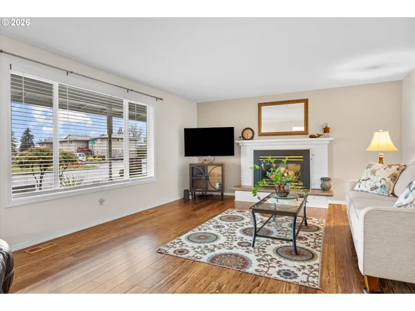 $575,000 | 668 Northeast 21st Avenue, Hillsboro, OR 97124