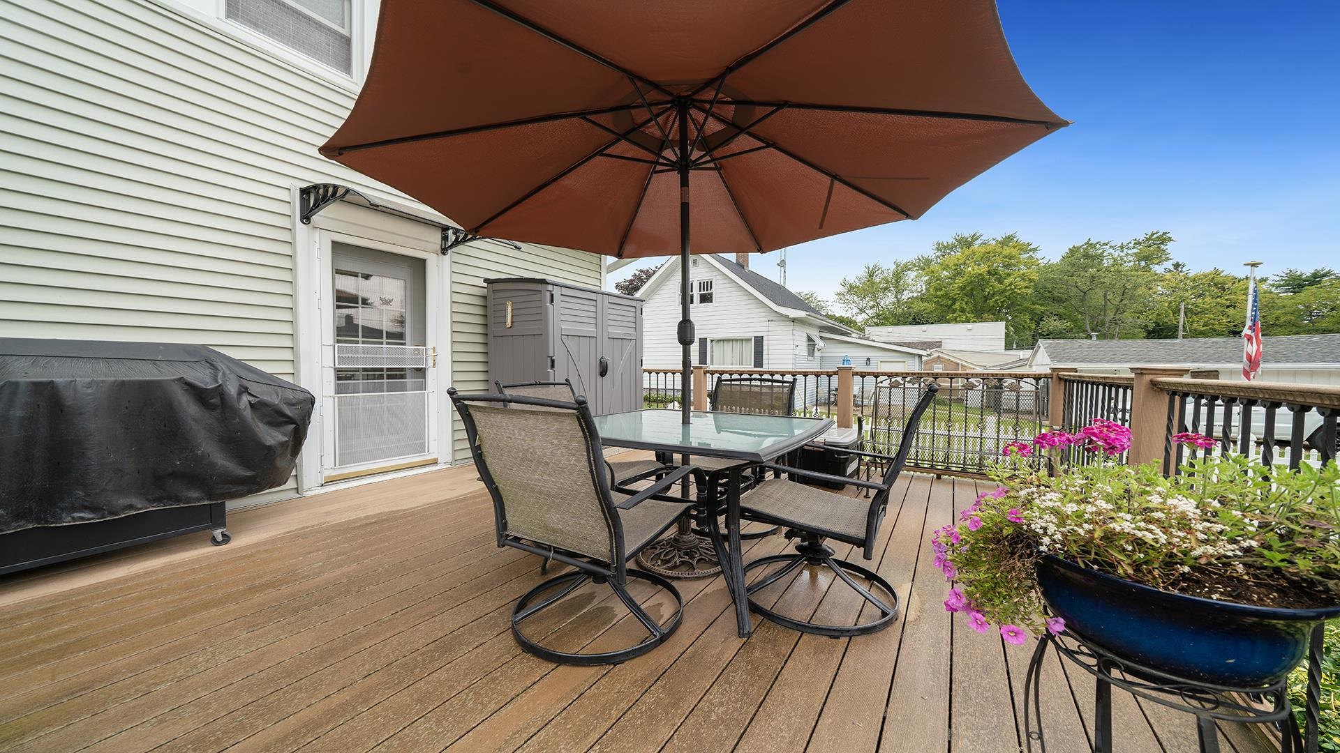 915 North 8th Street Rochelle, IL 61068 - Photo 31 of 38 a view of a chairs and table in the patio