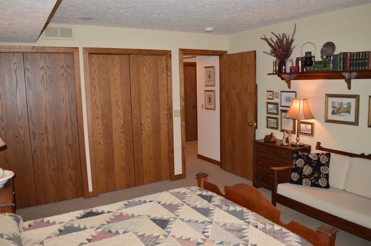 6453 Mission Ridge Traverse City, MI 49686 - Photo 22 of 25 1814124-21.JPG