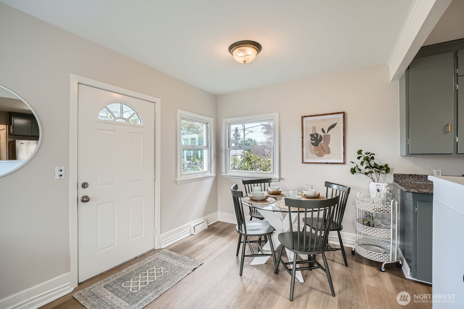 1223 Southwest Myrtle Street Seattle, WA 98106 - Photo 3 of 29 Gallery Image 3