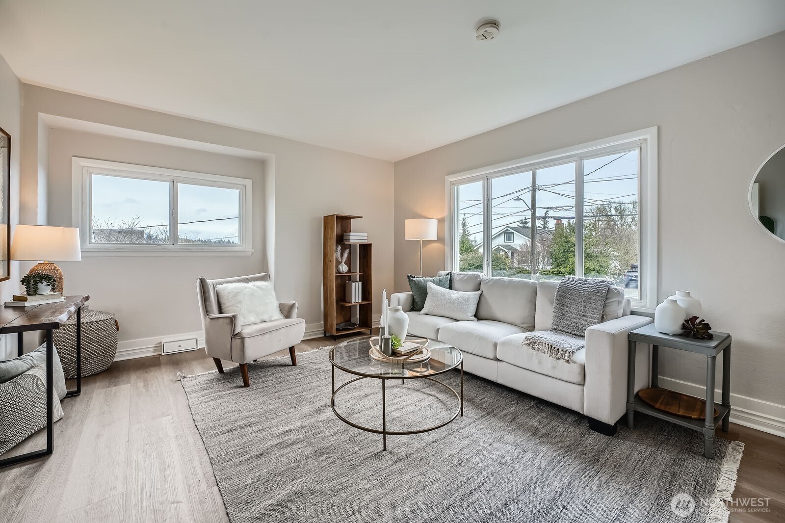 1223 Southwest Myrtle Street Seattle, WA 98106 - Photo 5 of 29 Gallery Image 5
