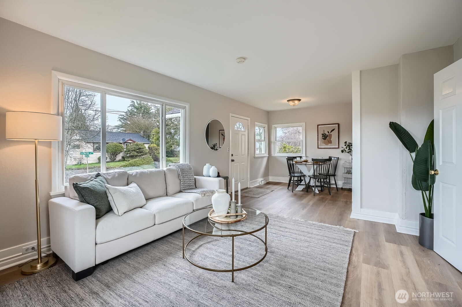 1223 Southwest Myrtle Street Seattle, WA 98106 - Photo 6 of 29 Gallery Image 6