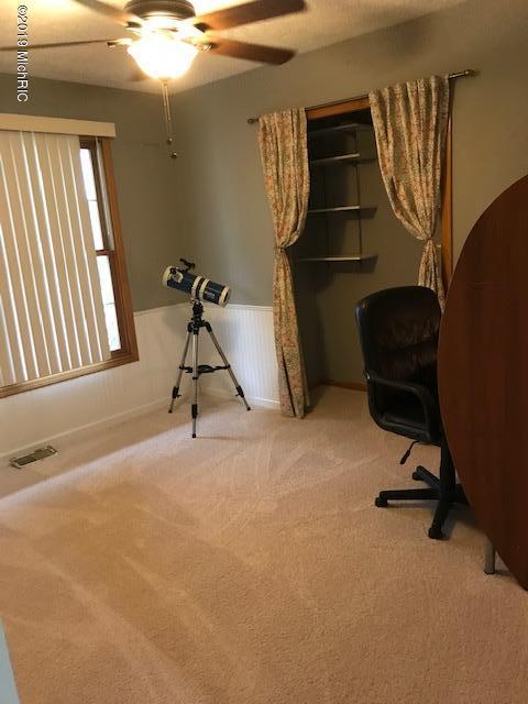 53466 Ridgeview Circle Paw Paw, MI 49079 - Photo 15 of 41 IMG_3143