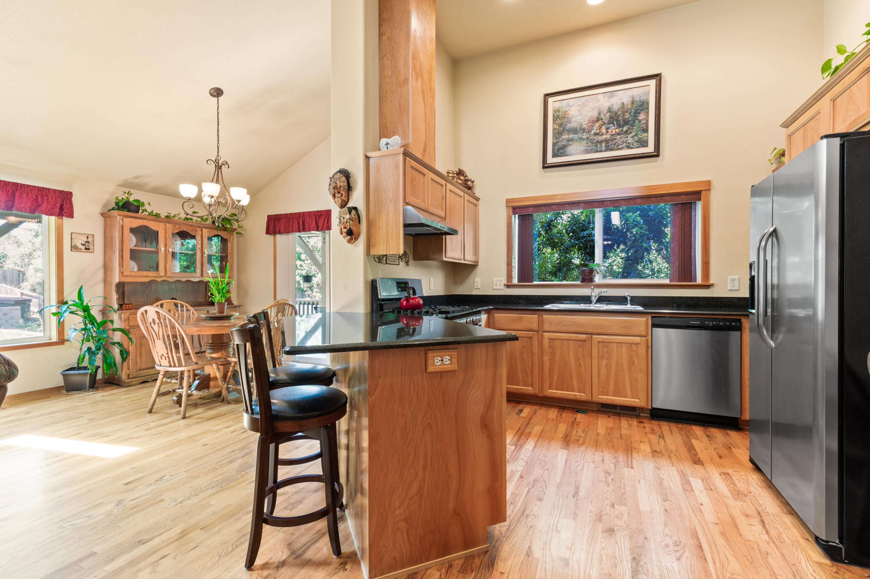 104 East Rapp Road Talent, OR 97540 - Photo 10 of 43 _AP_7117