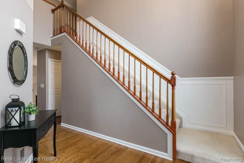 3945 May Center Road Lake Orion, MI 48360 - Photo 4 of 45 3945 May Center Rd-5.jpg