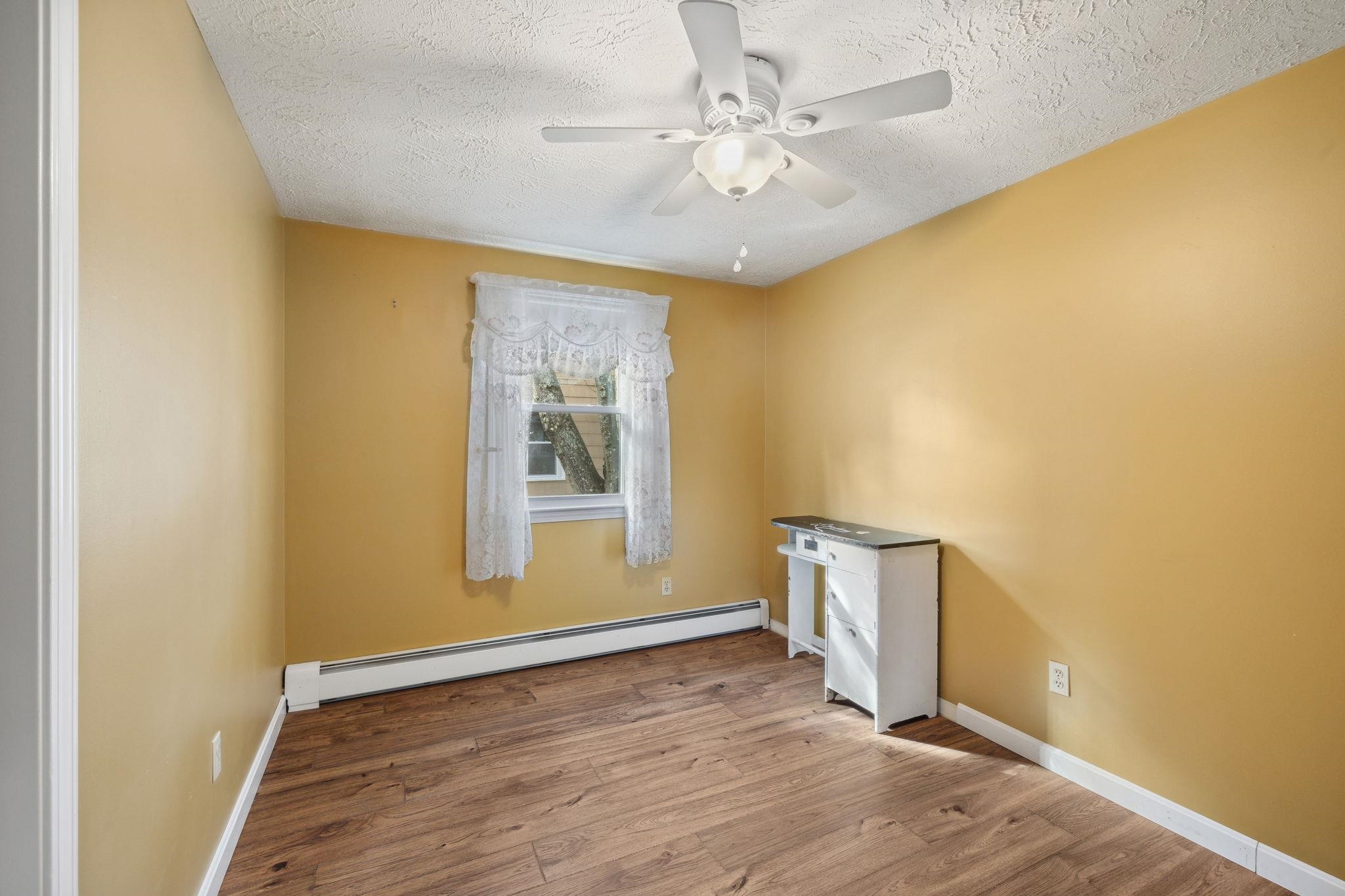 70 Taylor Street Manchester, NH 03103 - Photo 14 of 36