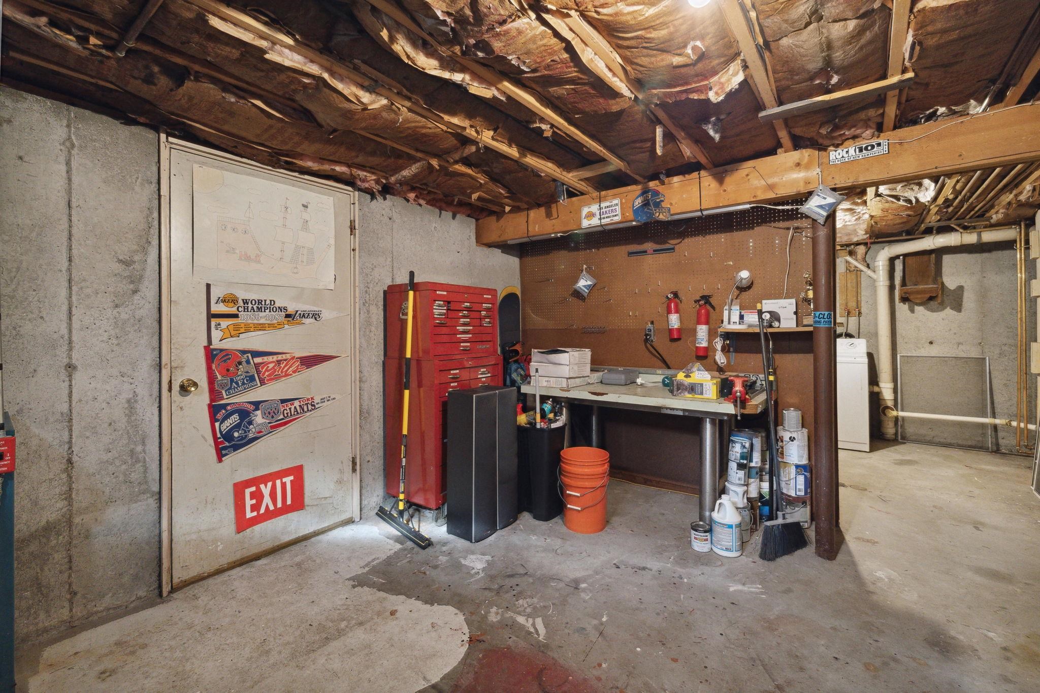 70 Taylor Street Manchester, NH 03103 - Photo 21 of 36