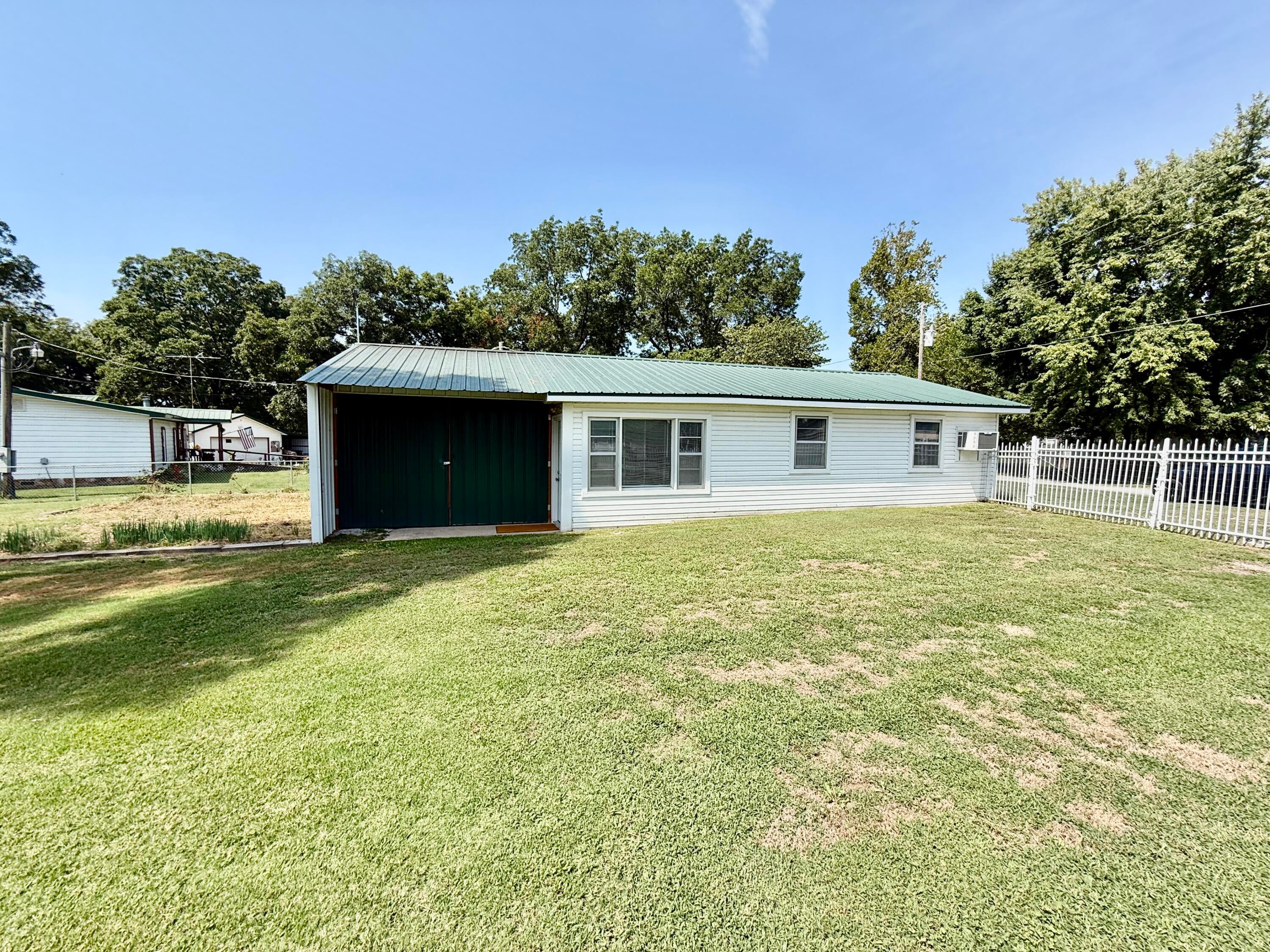 25604 South 608 Road Grove, OK 74344 - Photo 62 of 96 Photo Sep 13 2025, 1 07 57 PM