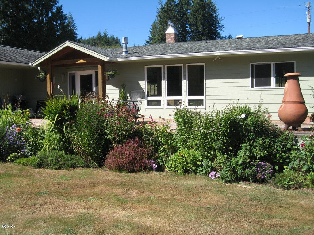 4109 Logsden Road Siletz, OR 97380 - Photo 31 of 40 Front of home
