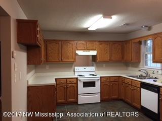 283 Malone Road South Hernando, MS 38632 - Photo 4 of 12 image