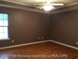 283 Malone Road South Hernando, MS 38632 - Photo 5 of 12 image