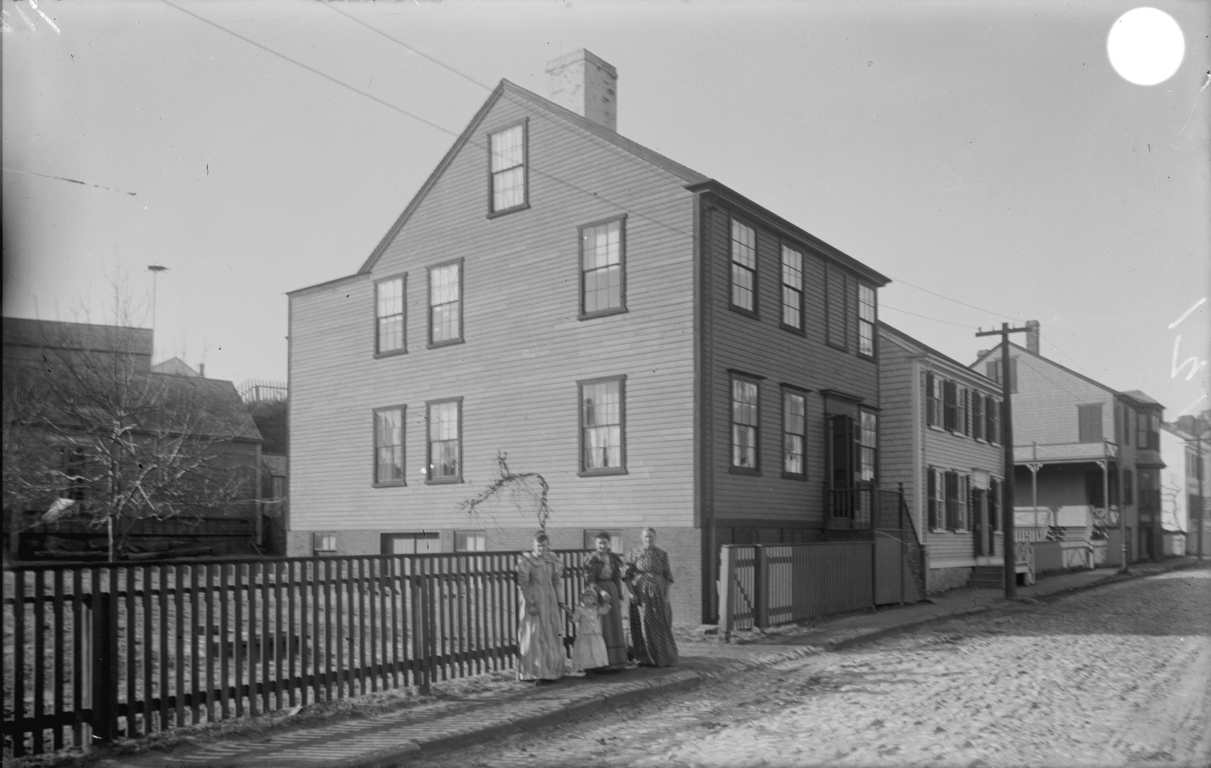 37 Union Street Nantucket, MA 02554 - Photo 25 of 25 a front view of a house with a yard