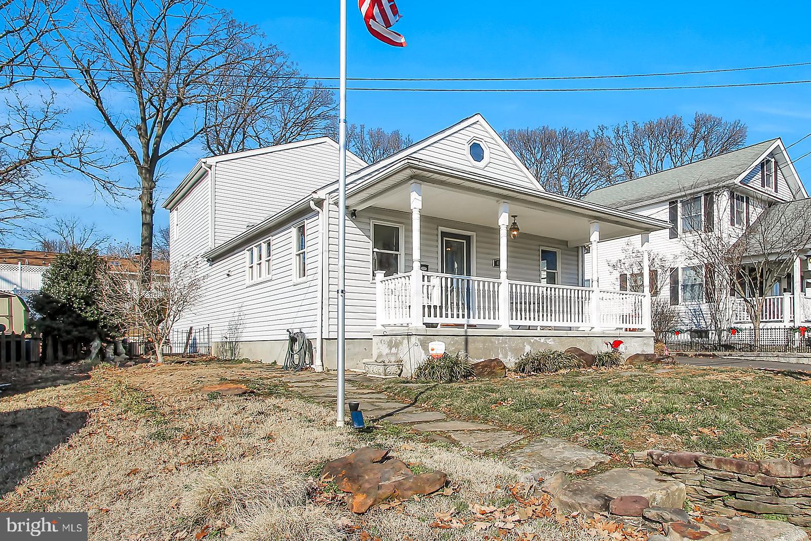 602 North Stuart Street Baltimore, MD 21221 - Photo 2 of 35 Spacious Cape Cod