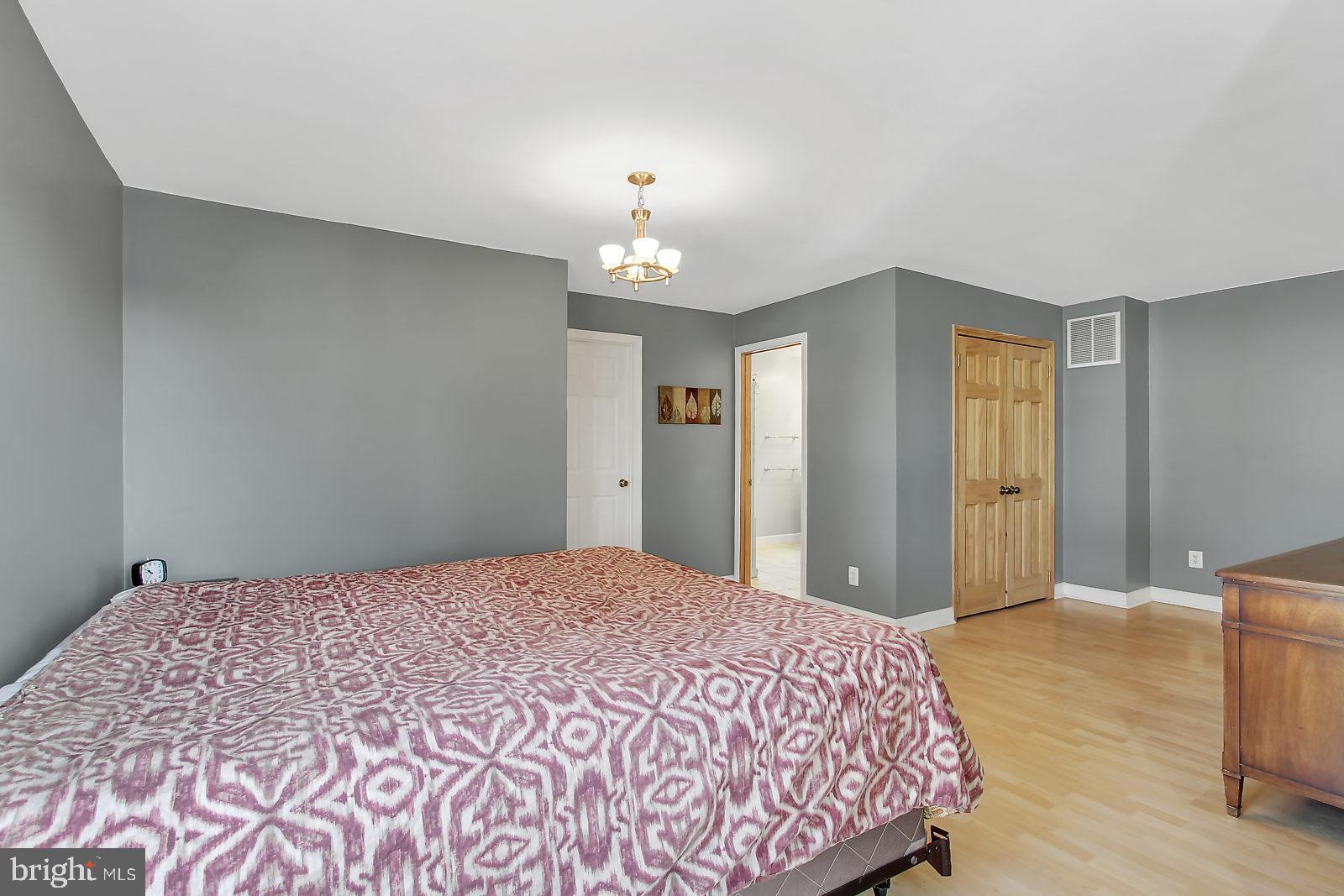 602 North Stuart Street Baltimore, MD 21221 - Photo 22 of 35 Spacious Master Bedroom